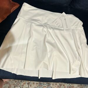 Brand new never worn Athleta skort! Size Large